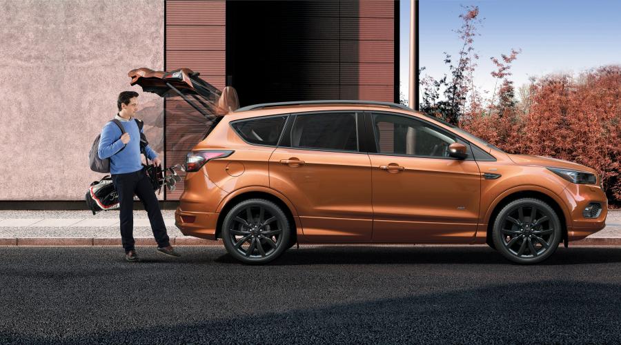  Ford Kuga ST-Line 2016 года  (фото 3 из 32)